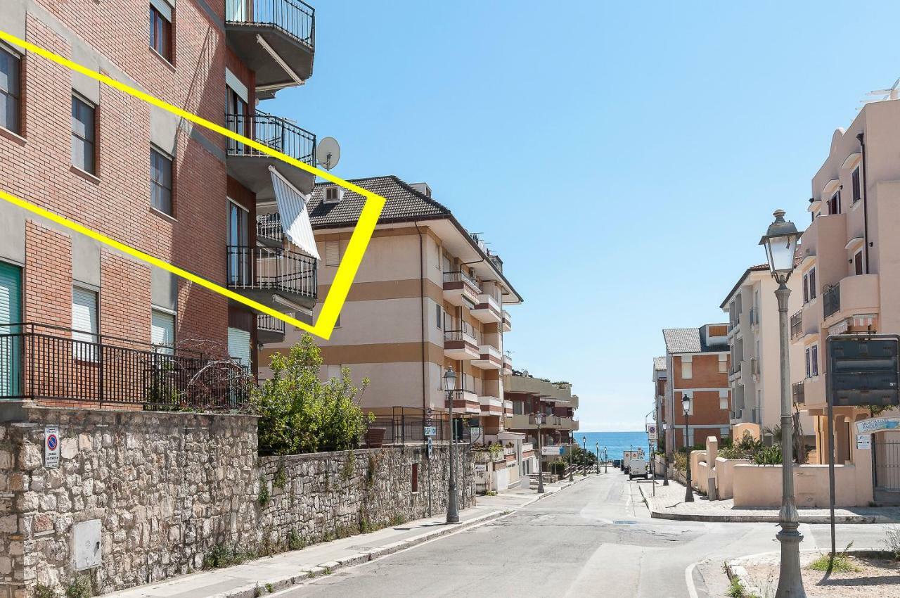 Casa Vacanza Flora Apartment Sperlonga Exterior photo
