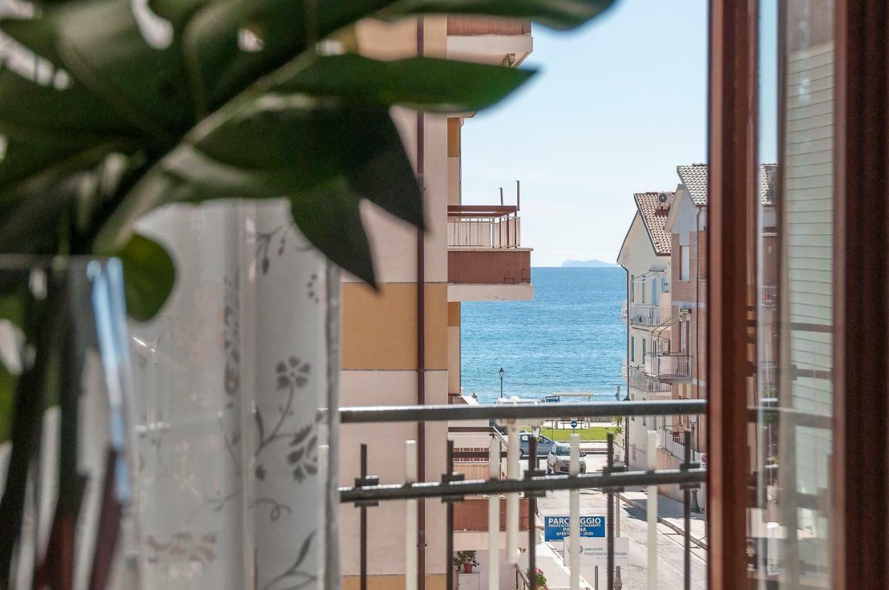 Casa Vacanza Flora Apartment Sperlonga Exterior photo