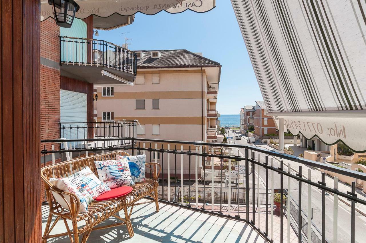 Casa Vacanza Flora Apartment Sperlonga Exterior photo